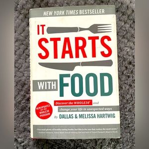 “It Starts With Food” by Melissa Urban & Dallas Hartwig